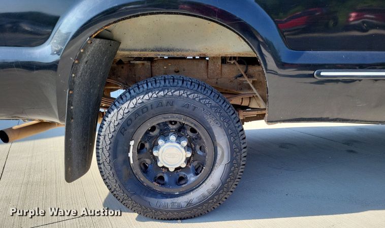 image for item LS9701 1999 Ford F250 Super Duty XLT  SuperCab pickup truck