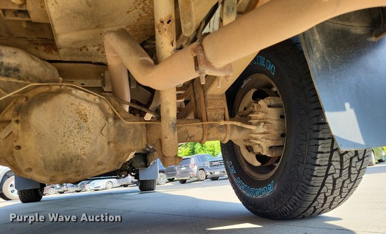 image for item LS9701 1999 Ford F250 Super Duty XLT  SuperCab pickup truck