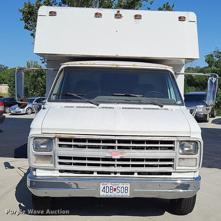 image for item LS9702 1988 Chevrolet G30  delivery truck