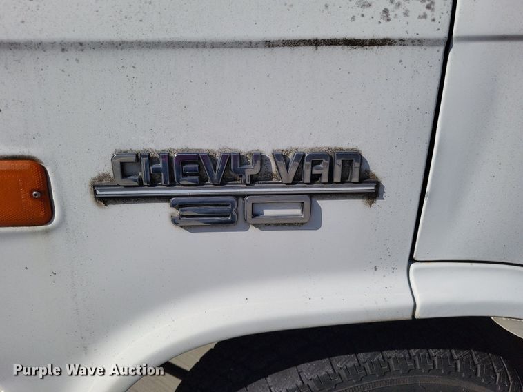 image for item LS9702 1988 Chevrolet G30  delivery truck