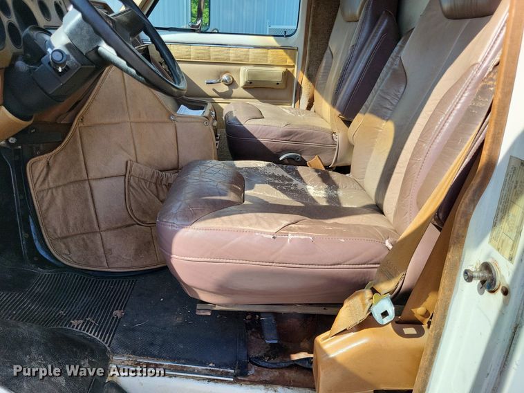 image for item LS9702 1988 Chevrolet G30  delivery truck