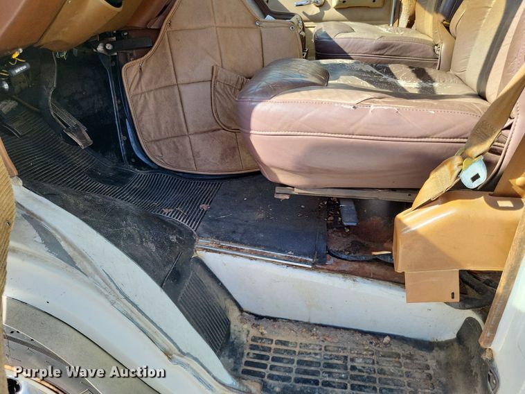 image for item LS9702 1988 Chevrolet G30  delivery truck