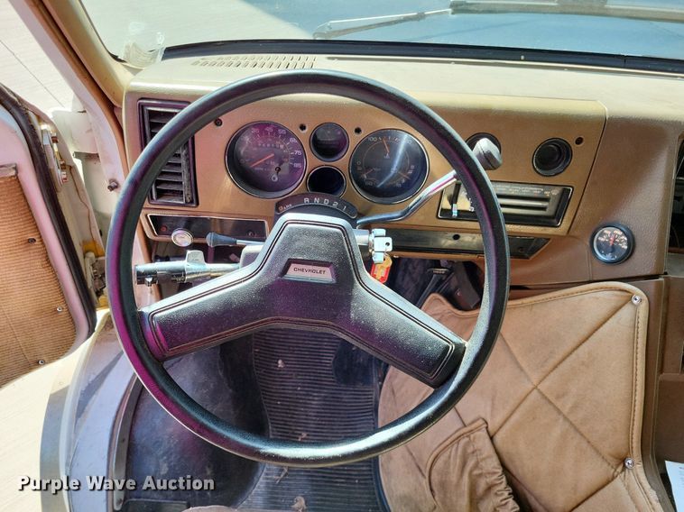 image for item LS9702 1988 Chevrolet G30  delivery truck