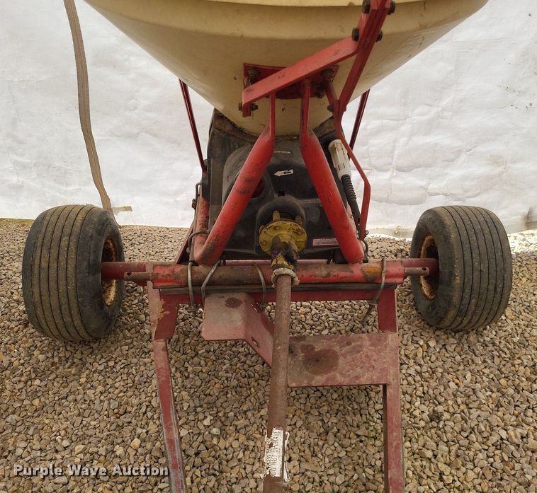 image for item LS9704 Lawn and garden equipment