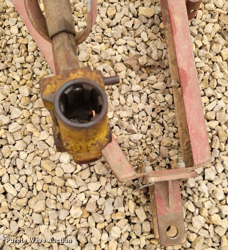 image for item LS9704 Lawn and garden equipment