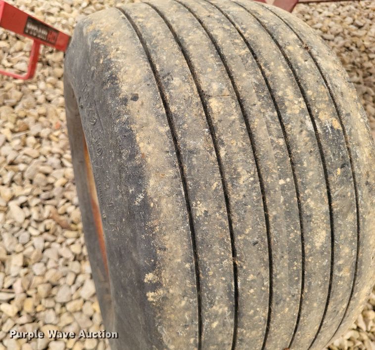 image for item LS9704 Lawn and garden equipment