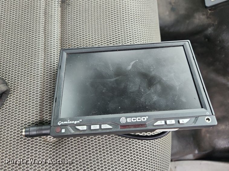 image for item LX9617 2002 Ford F450 Super Duty XL  utility / service truck