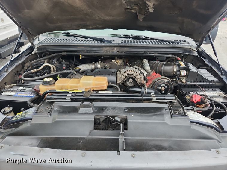 image for item LX9617 2002 Ford F450 Super Duty XL  utility / service truck