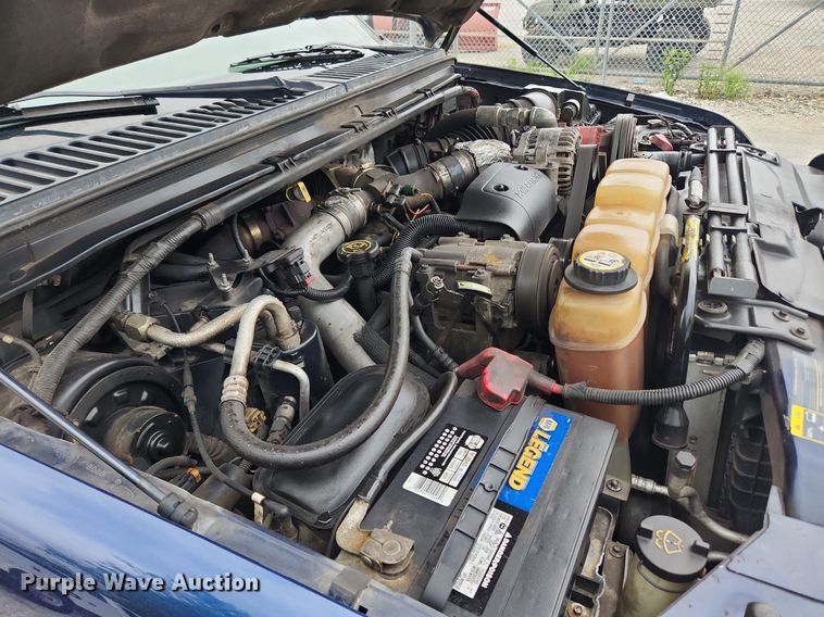 image for item LX9617 2002 Ford F450 Super Duty XL  utility / service truck