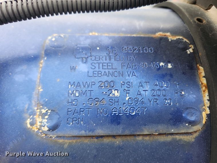 image for item LX9617 2002 Ford F450 Super Duty XL  utility / service truck