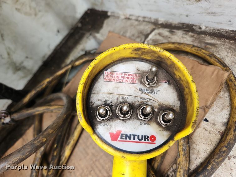 image for item LX9617 2002 Ford F450 Super Duty XL  utility / service truck