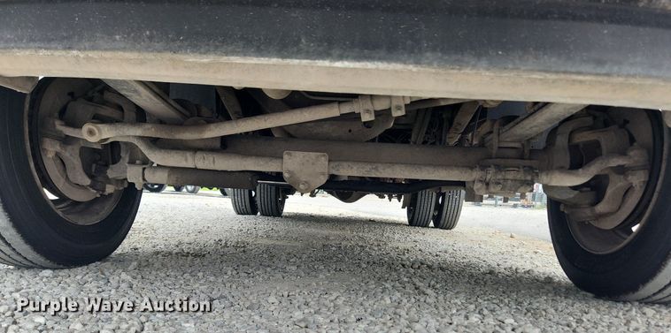 image for item LX9617 2002 Ford F450 Super Duty XL  utility / service truck