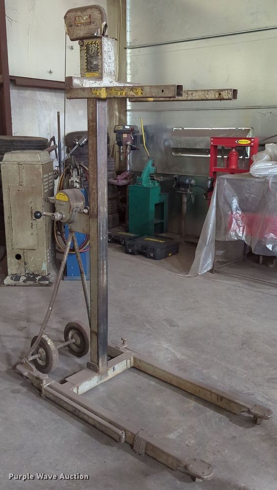 image for item LY9370 Brown 512A  material lift