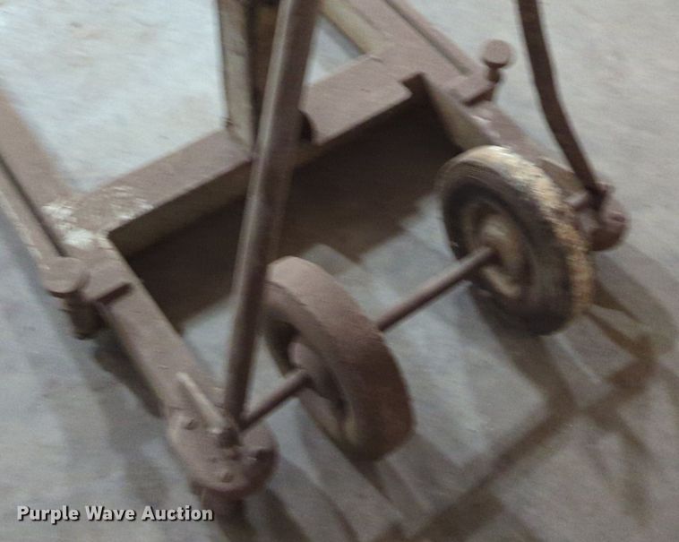 image for item LY9370 Brown 512A  material lift