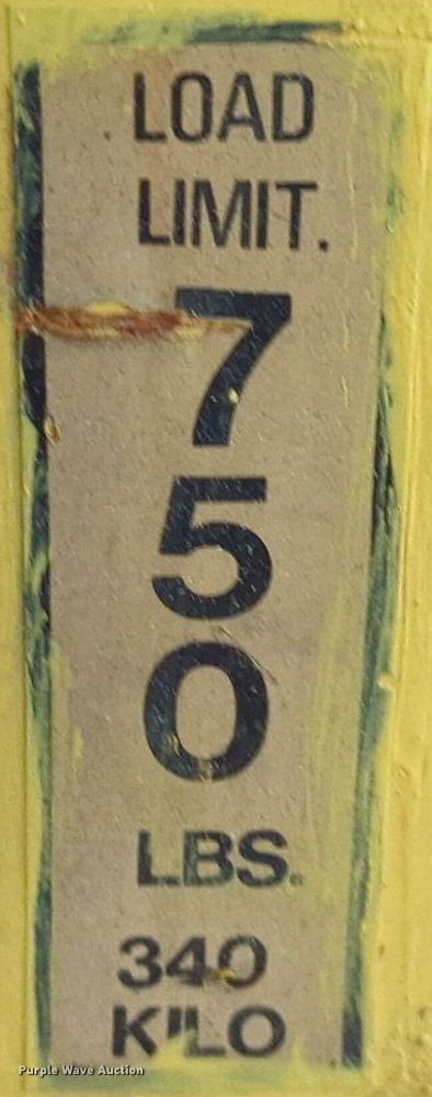 image for item LY9371 Sumner 720  material lift