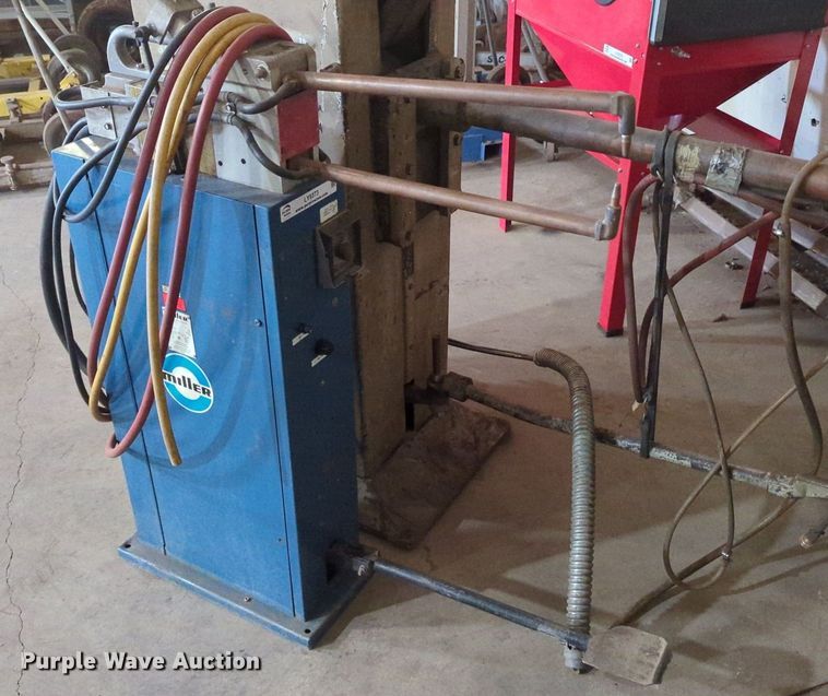 image for item LY9373 (2) spot welders