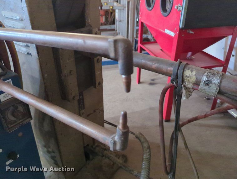 image for item LY9373 (2) spot welders