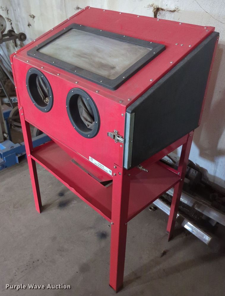 image for item LY9376 34" x 24" sand blast cabinet