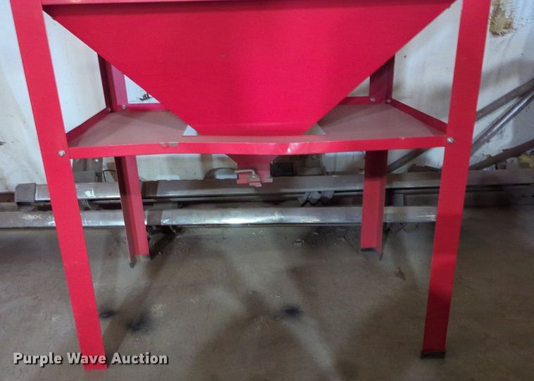 image for item LY9376 34" x 24" sand blast cabinet