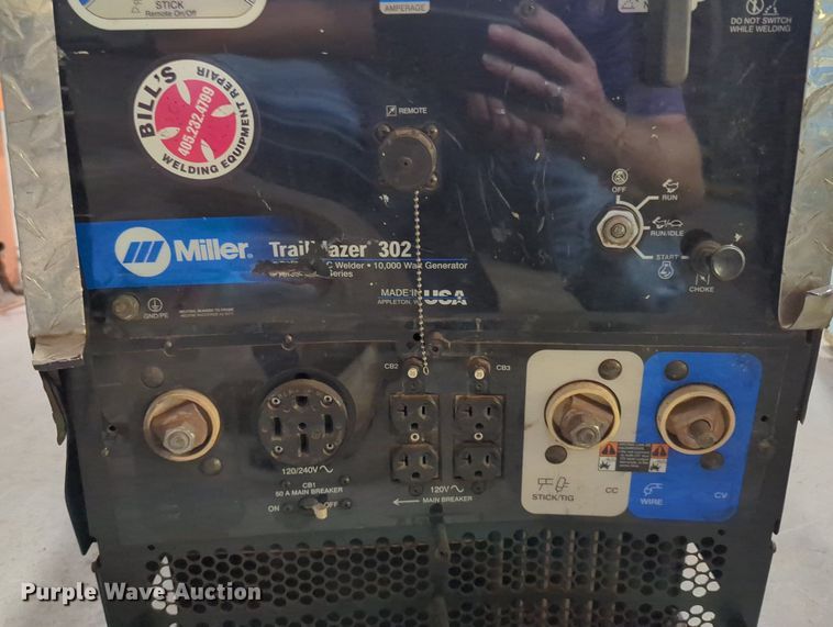 image for item LY9377 Miller Trailblazer 302  welder/generator