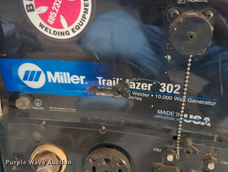 image for item LY9377 Miller Trailblazer 302  welder/generator
