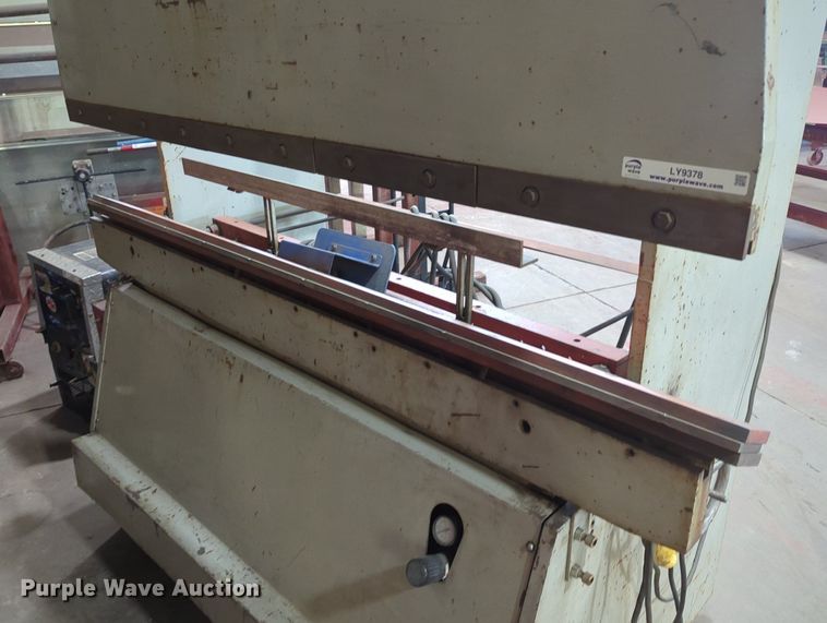 image for item LY9378 Pneuco 600-35