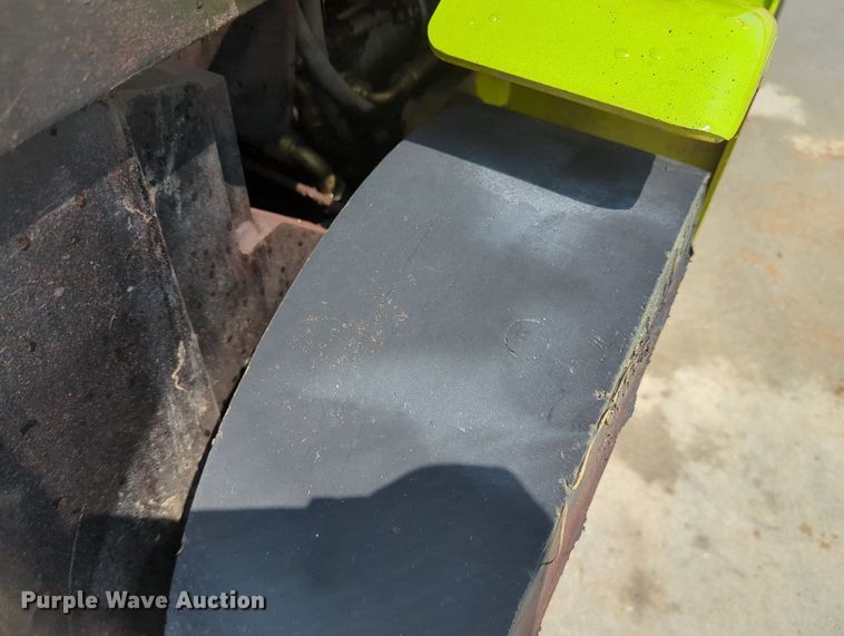 image for item LY9380 Clark CGC25  forklift