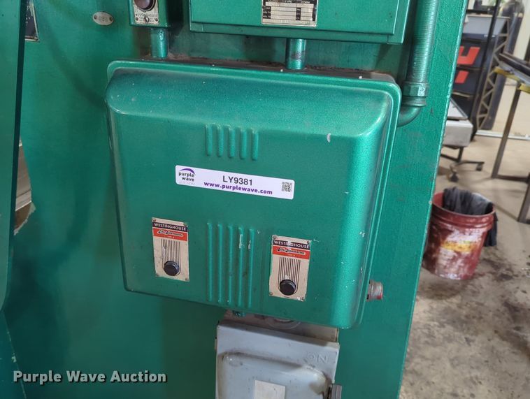 image for item LY9381 Cincinnati  press brake