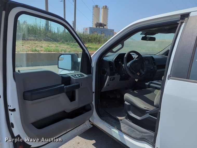 image for item LY9384 2020 Ford F150 SuperCab pickup truck