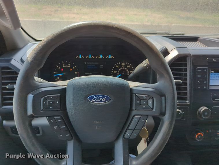 image for item LY9384 2020 Ford F150 SuperCab pickup truck