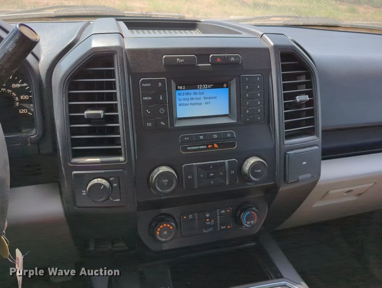 image for item LY9384 2020 Ford F150 SuperCab pickup truck