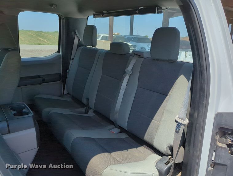 image for item LY9384 2020 Ford F150 SuperCab pickup truck