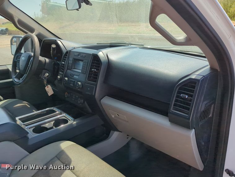 image for item LY9384 2020 Ford F150 SuperCab pickup truck