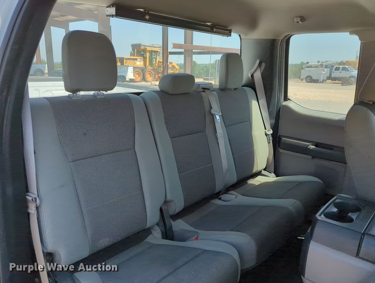 image for item LY9384 2020 Ford F150 SuperCab pickup truck