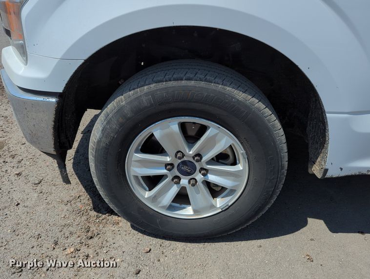 image for item LY9384 2020 Ford F150 SuperCab pickup truck