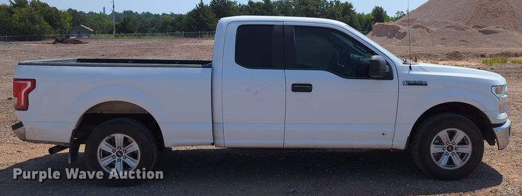 image for item LY9385 2016 Ford  F150 SuperCab pickup truck