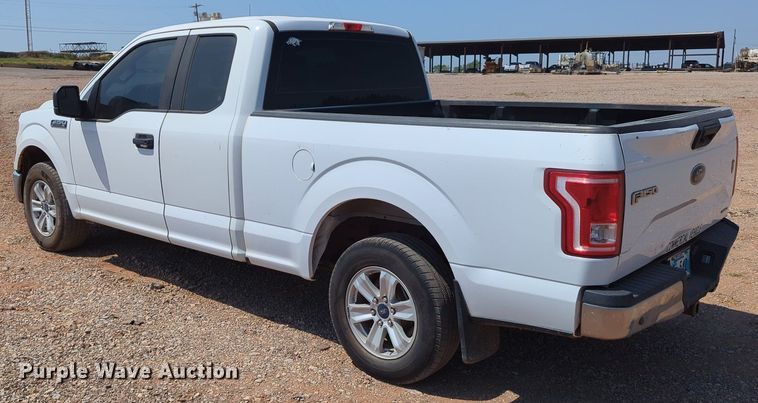 image for item LY9385 2016 Ford  F150 SuperCab pickup truck