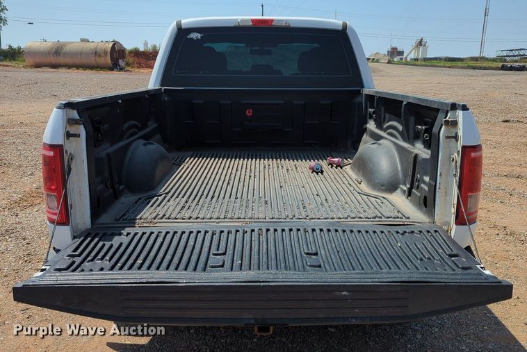image for item LY9385 2016 Ford  F150 SuperCab pickup truck