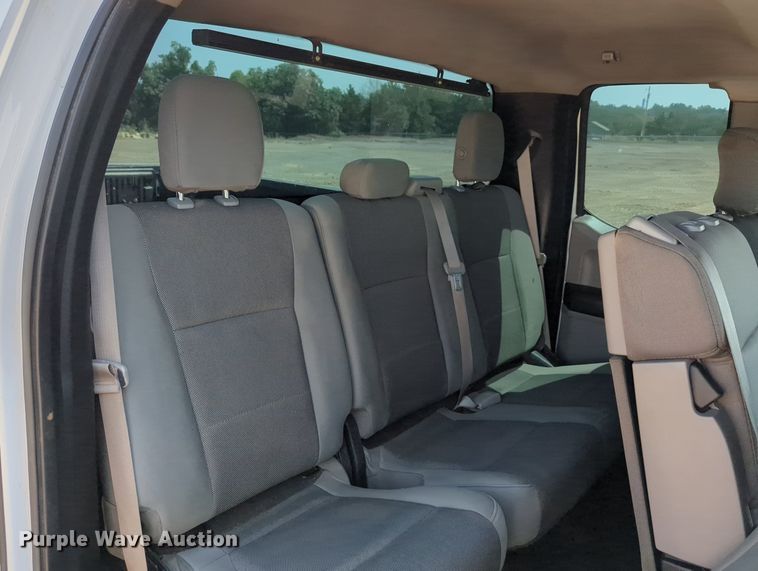 image for item LY9385 2016 Ford  F150 SuperCab pickup truck