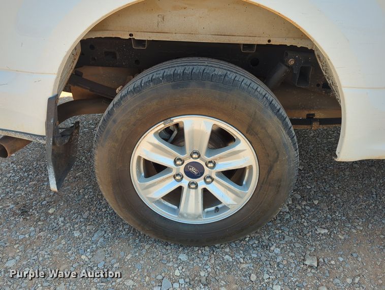 image for item LY9385 2016 Ford  F150 SuperCab pickup truck