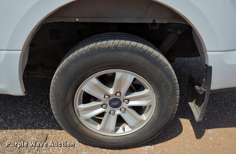 image for item LY9385 2016 Ford  F150 SuperCab pickup truck