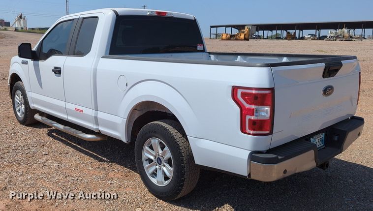 image for item LY9386 2018 Ford  F150 SuperCab pickup truck