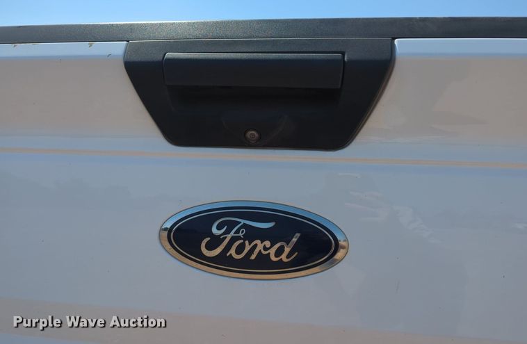 image for item LY9386 2018 Ford  F150 SuperCab pickup truck