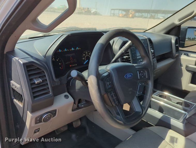 image for item LY9386 2018 Ford  F150 SuperCab pickup truck