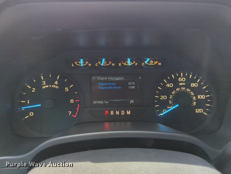 image for item LY9386 2018 Ford  F150 SuperCab pickup truck