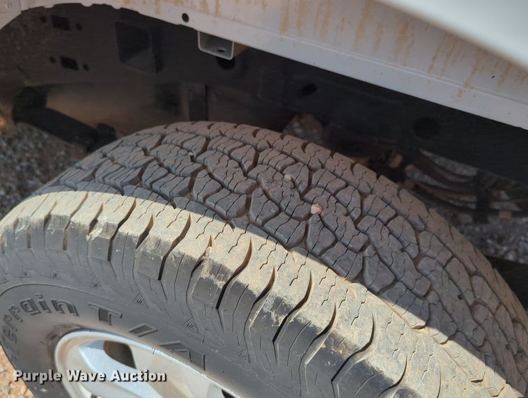 image for item LY9386 2018 Ford  F150 SuperCab pickup truck