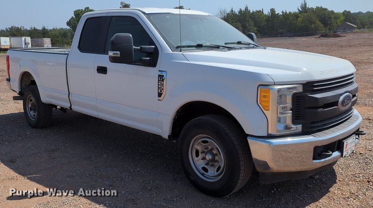 image for item LY9387 2017 Ford F250 Super Duty  SuperCab pickup truck