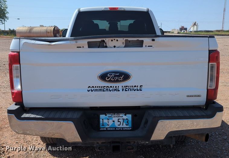 image for item LY9387 2017 Ford F250 Super Duty  SuperCab pickup truck