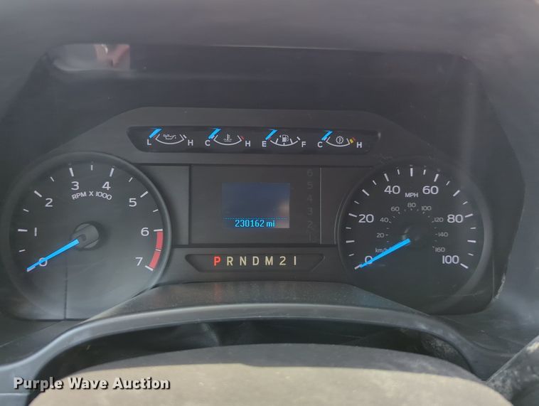 image for item LY9387 2017 Ford F250 Super Duty  SuperCab pickup truck