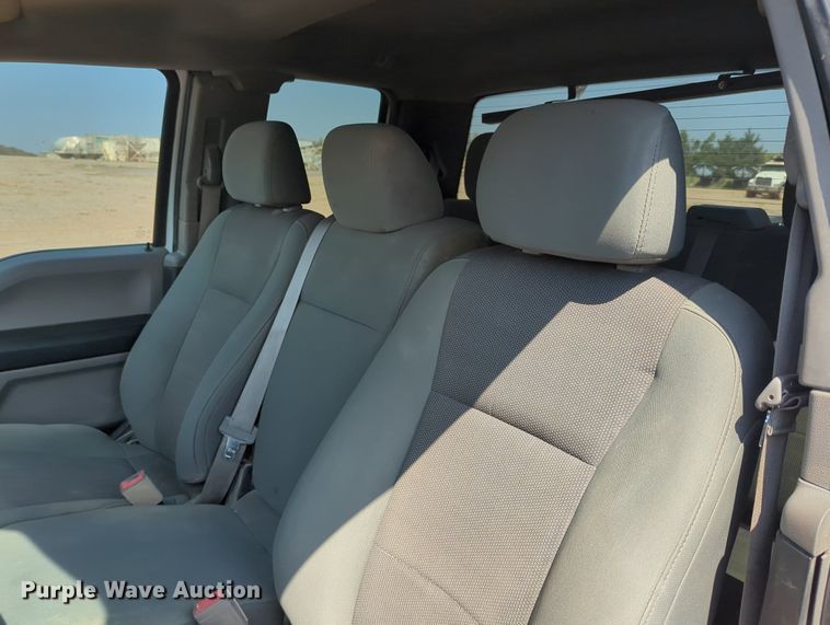 image for item LY9387 2017 Ford F250 Super Duty  SuperCab pickup truck